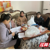 龙山县民安街道开展低保入户核查 守好民生“保障线”