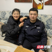 全国爱警母亲周小力：只要你健康快乐就好！