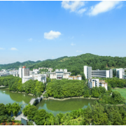 心之所向 素履以往——记吉首大学优秀毕业生康雯