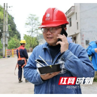 保障安全可靠用电 期待睡个安稳觉——记国网泸溪县供电公司浦市供电所生产副所长张斌