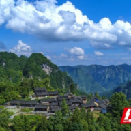 首倡地之声丨一步千年的巨变是献给大地的颂歌