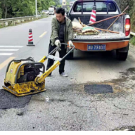 永顺县公路建设养护中心积极开展国省干线公路路面病害治理