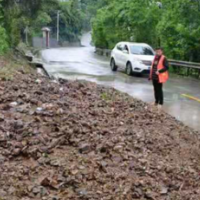 永顺县公路建设养护中心开展公路水毁应急抢险保安全通行