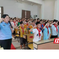 暑期即将来临  花垣公安将防溺水安全教育带进校园