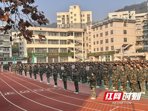 湘西州举行中小学体育大课间比赛