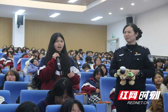 3.marked.jpg 3.marked.jpg