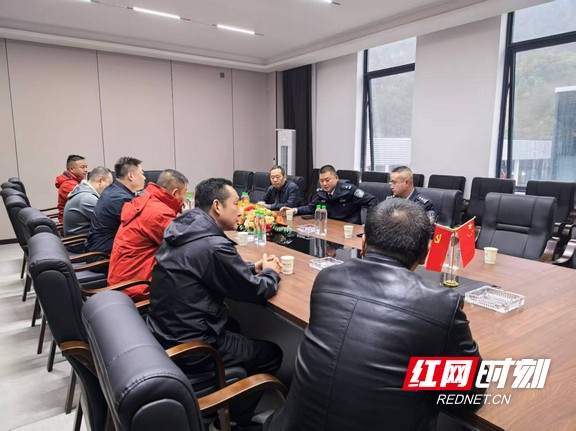 1.marked.jpg 1.marked.jpg