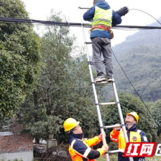 以练备战 严阵以待——湘西联通开展低温雨雪冰冻天气应急通信保障综合演练