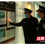 龙山公安组织民警参观禁毒教育基地