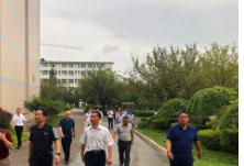 虢正贵到吉首大学张家界校区检查指导工作