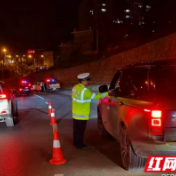 吉首交警：酒驾夜查不松懈 重锤出击保安全