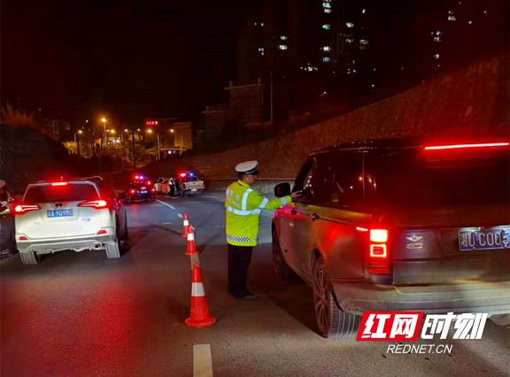 1.marked.jpg 1.marked.jpg