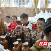 湘西州幼儿园：研传统技艺 学民族文化