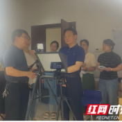 湘西州行政审批服务局调研吉首市“吉事即办-政务服务直播间”