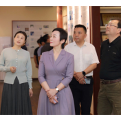 常德市领导调研市七中教学与基建工作