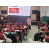 常德市第七中学心理健康讲座：教师的乐观是学生成长的动力