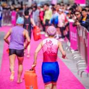 以体育之名，聚“她铁”之力！常德市柳叶湖铁人三项公开赛顺利举办