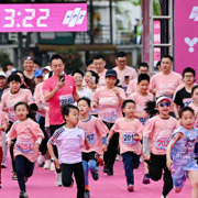 柳叶湖的“铁”与“柔”：一场顶级赛事为何情定常德？