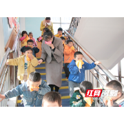 武陵区中心幼儿园：消防安全 伴我“童”行
