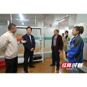 常德高新区领导深入走访调研科技企业孵化器及企业发展情况