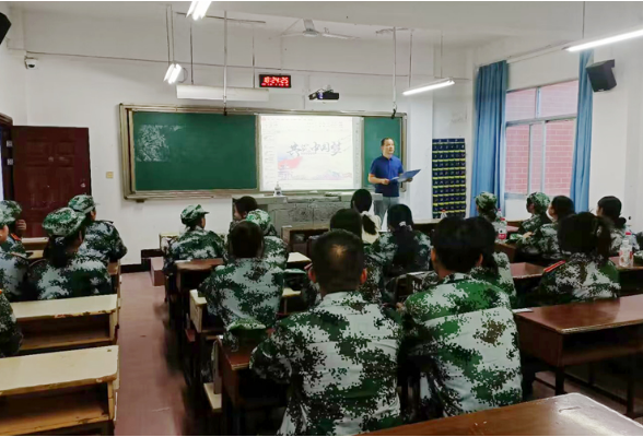 昔日守边疆，今朝育桃李——“兵教师”傅波的使命转换