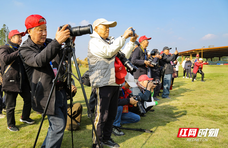 张儒银-1_副本.jpg 张儒银-1_副本.jpg