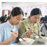 常德市郡德学校家长开放日解锁学生成长密码