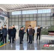 车间问需 服务暖企 财鑫集团开展“就业赋能型企业金融服务支持”活动 