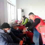 "橄榄绿”情暖“夕阳红”常德市退役军人志愿服务队开展学雷锋主题活动