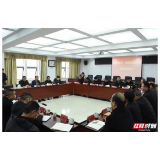 两区“诸葛亮”北环线上解疑难