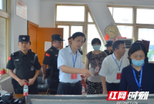 高考首日 湖南省教育厅领导一行到常德巡考