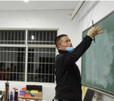 常德市第十六中学： 写一手好字 做美育新人