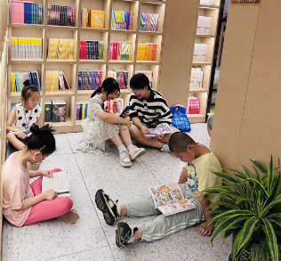 引领全民阅读 创建文明城市 常德市新华书店在行动