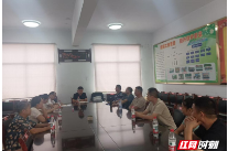 家校携手共筑食堂安全防线 桃源县漳江中学召开膳食监督家长委员会会议
