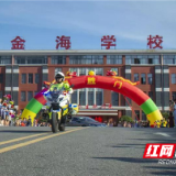 追光少年,只管加油丨我们守护你的高考之路!(组图)