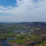 资兴一座“建在石头上村庄”，乡村旅游玩出新花样