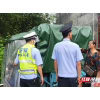 嘉禾：“百警进乡村”整治交通问题顽瘴痼疾