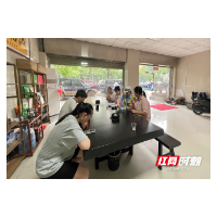 资兴交警把“学”字引入日常执法