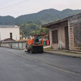桂东县秋坪村：一条路改善民生 一个市场联通湘赣