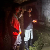 临武县水东镇：心系群众闻汛而动 雨夜巡防保民安
