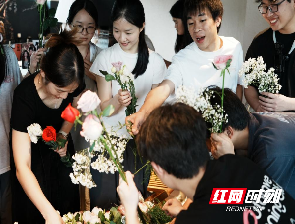 赴山野自然之约 以美育浸润青春 湘南学院开展户外美育实践体验活动