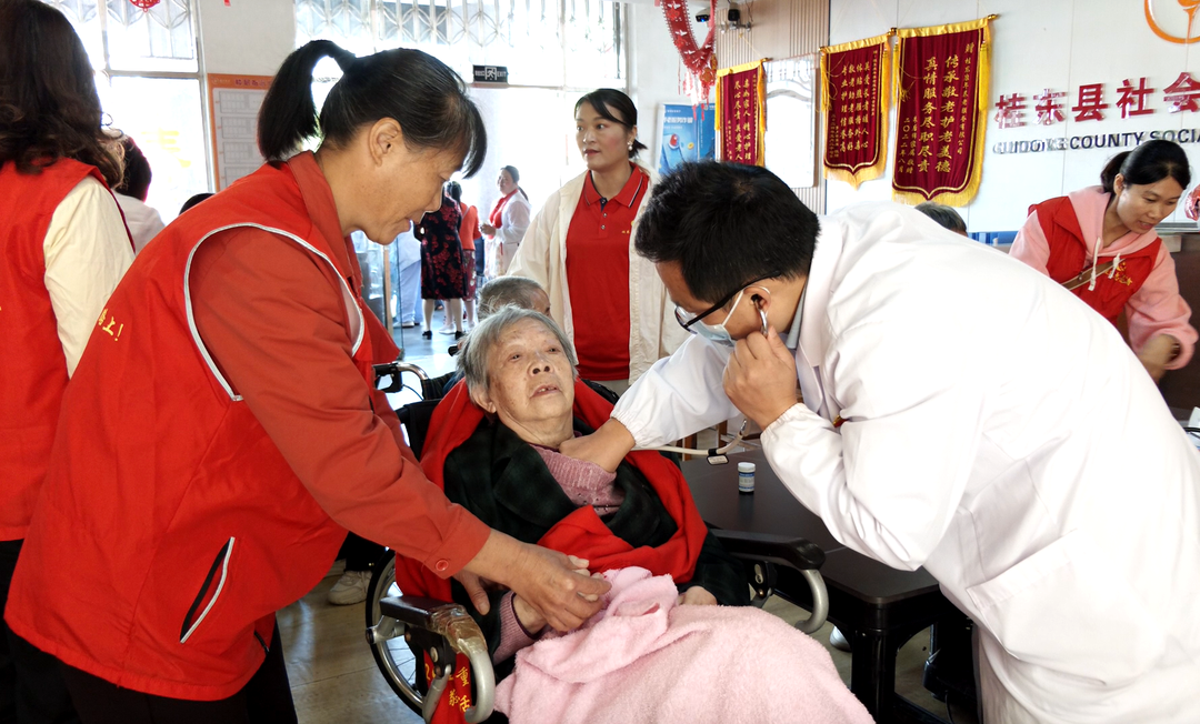 郴州：推动老年人社会参与做优“郴心银龄行动”品牌