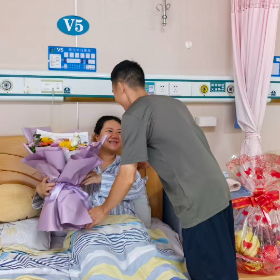 休假一周两次救人的郴州小伙,“七一”抱二胎了