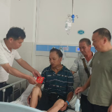 桂东县沤江镇:党群同心伸援手 援助重病孤寡老人