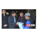 邱初开深入许家坊土家族乡督导脱贫攻坚工作