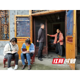 武陵源区民政局：新社工初次入户怎么办？我们亲自带！