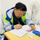 使命担当 无怨无悔——两次累倒在脱贫攻坚战场上的“老兵”书记