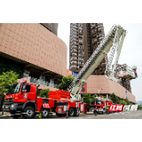 张家界消防开展跨区域高层建筑灭火救援实战演练