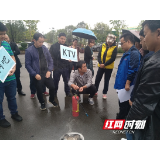 慈利县溪口镇推进“铁腕治旅”规范“红军树”免费开放
