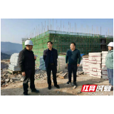 邱初开到龙潭河镇调研村（社区）“两委”换届等当前重点工作